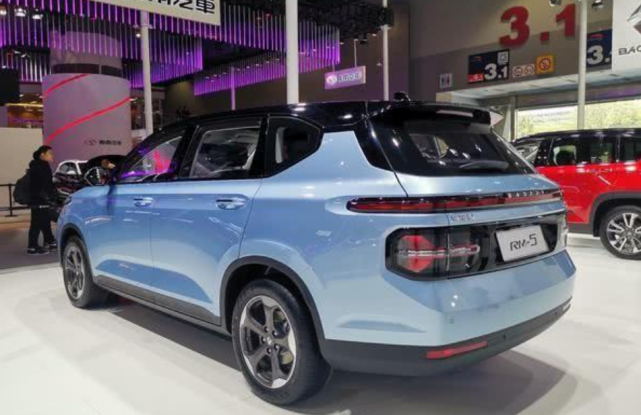 「五菱宏光」不到7万起顶配比皓影便宜5万，提供5座6座7座，RM5成家用新宠