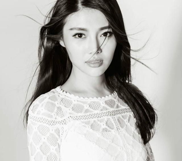 郑爽|大嫂徐冬冬发文力挺郑爽，扬言不会脱粉，却被骂蹭热度