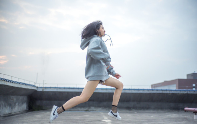 「饮食」坚持运动却瘦不下来？这些原因影响减肥效率，看看自己有没有做错