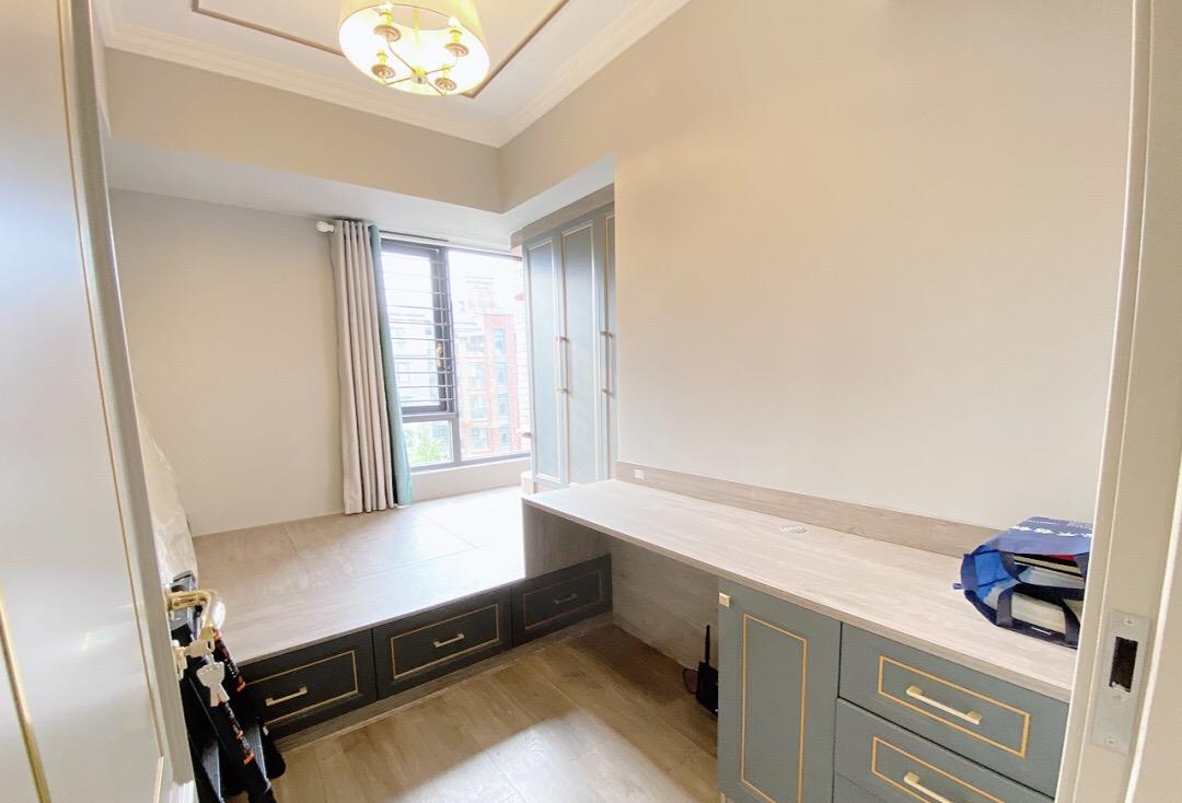 『』她家120平最顶层新房，全屋超好看，露天阳台特别喜欢，分享一下