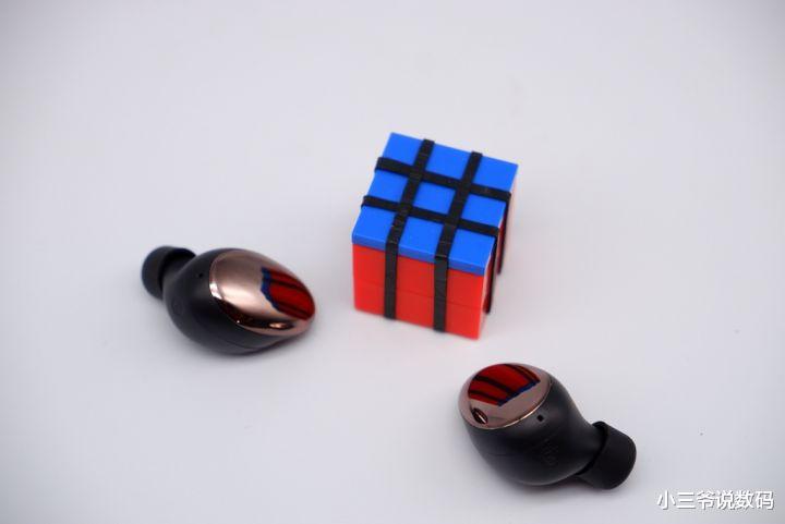 游戏耳机|iWALK战神游戏耳机:低延迟、长续航,吃鸡好搭档