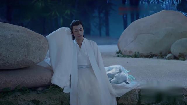 「香蜜」月上重火：来自《香蜜》的4个人，暮辞胖到认不出，他帅到认不出！