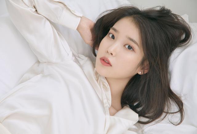 iu■出道10多年韩娱圈无法替代的4位女偶像 IU 林允儿 泰妍 秀智