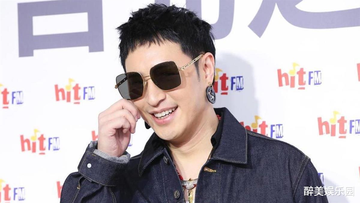 『潘玮柏』潘玮柏胖到不认识自己,瘦身9公斤小一号