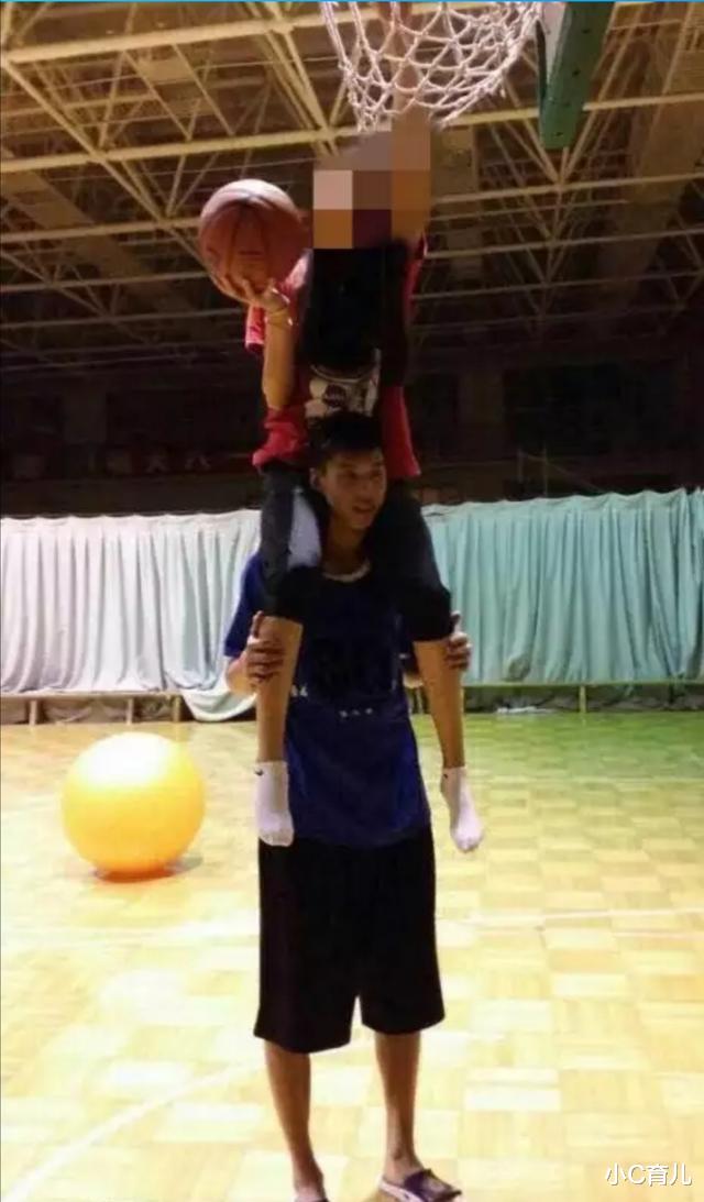 『八一男篮』中国男篮再爆丑闻，八一球员私生活混乱，这都今年第5个了