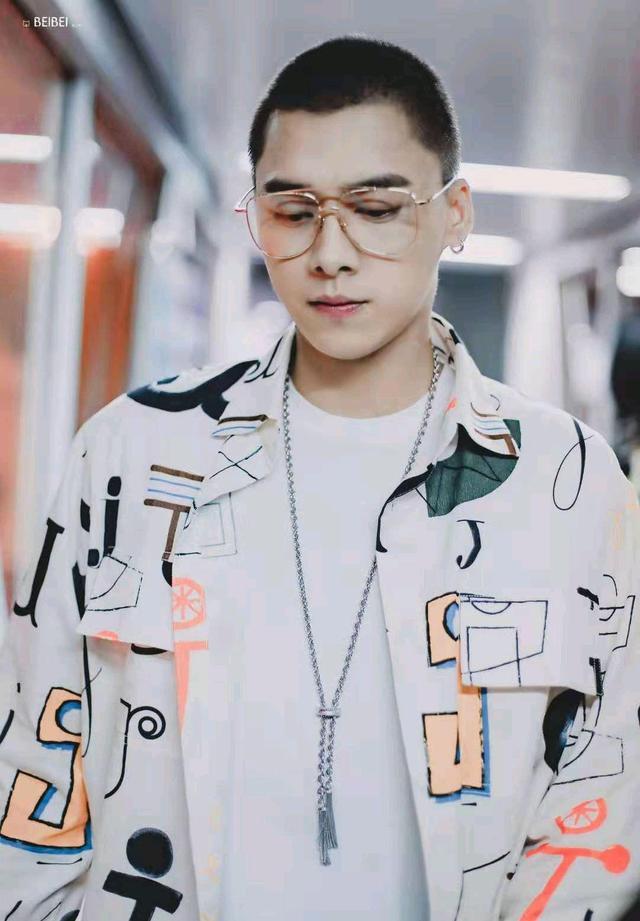 李易峰：有种“猜不到”叫明星身高，来看一下有没有你喜欢的明星身高