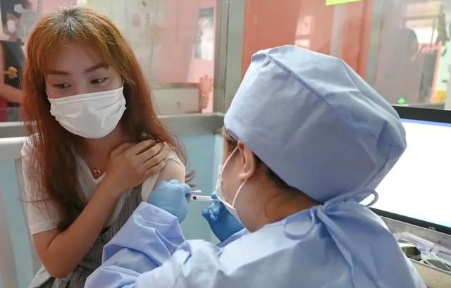 宫颈癌|感染艾滋3年的30岁女销售，HPV3年不转阴，现在查出宫颈癌