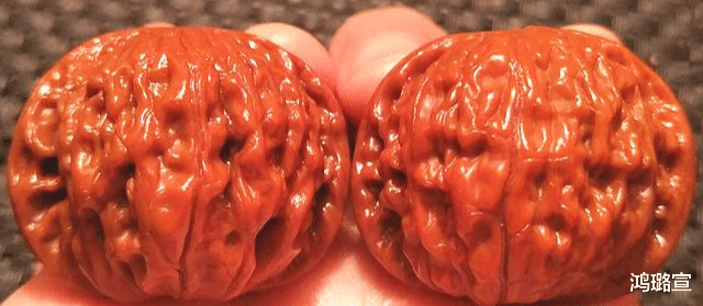 金刚菩提▲天热了还没盘珠子？这3种一夏天盘红的文玩错过了就得再等一年！