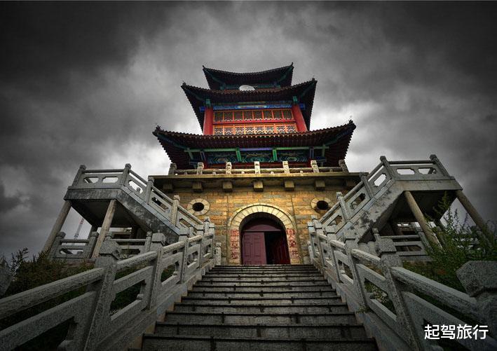 白石山|国庆游泰山别再人挤人，还有一条人少的隐蔽路线，看不一样的好风景