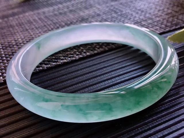 |?什么样的翡翠才能成为“家族传家宝”？至少不能少了这5大点