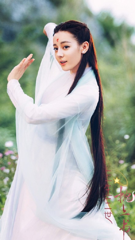 『凤九』化上“凤九妆”,郑爽惊艳,景甜违和,她的装扮惊为天人超越原版