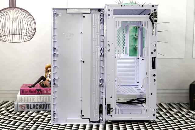 固态硬盘|随心配简单装,先马易大师上手开箱体验