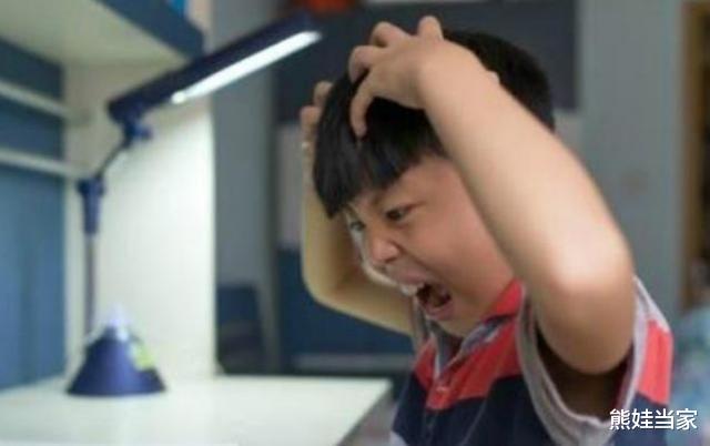 学渣■学生“最不喜欢”的4科作业，全完成的是学霸，学渣：大多都靠抄