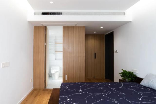 『』108㎡原木风三室装修,实用又惊艳,原木色+开放式厨房超漂亮