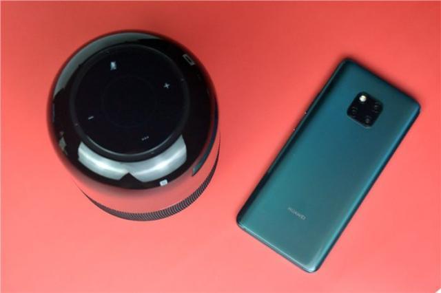 |下半年手机市场爆冷，友商想要进军高端机，与高通相爱相杀