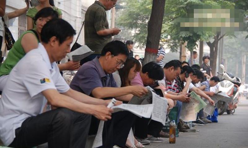 考试▲高考在即,家长到底要不要陪考?看看过来人怎么说