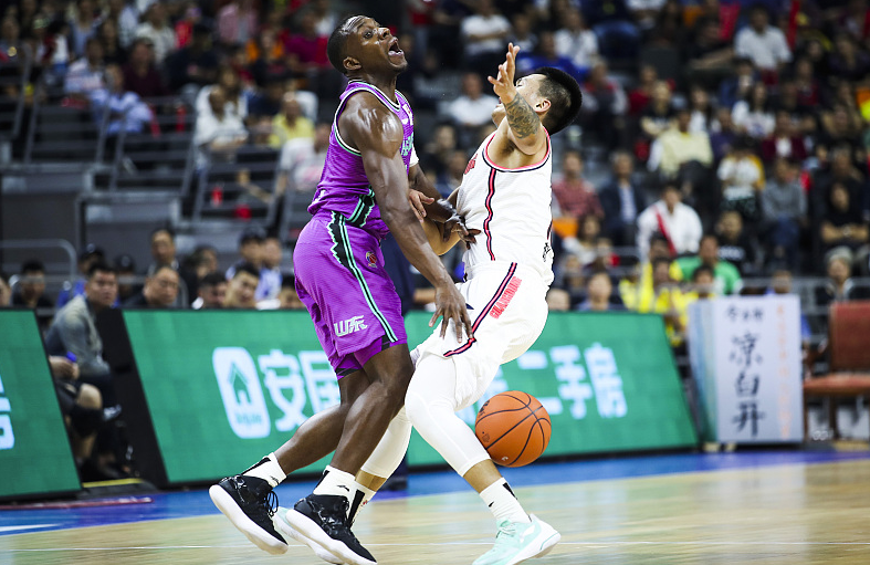 『广东男篮』一年轻小将潜力不输赵睿,杜锋重点培养,是宏远真正后卫球员!