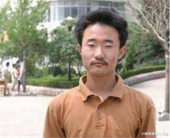 学霸：当年的“最强学霸”，高考749仅差1分满分，如今的成就让人佩服