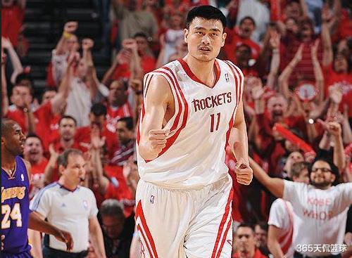 「孙悦」孙悦NBA生涯一共得6分，王治郅604分，易建联2148分，那么周琦呢