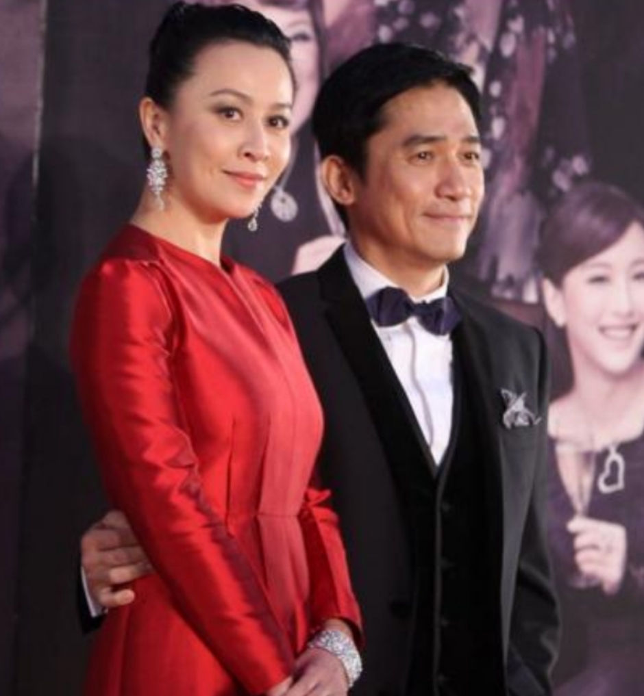 『香港』刘嘉玲香港山顶别墅曝光，光装修就花了2个亿，网友：富婆本人！