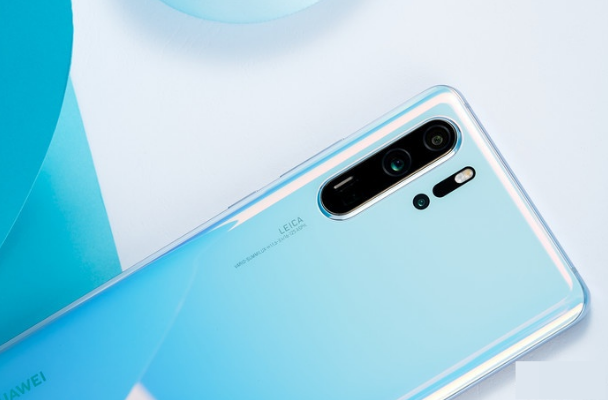 『华为p30』顶级华为开始清仓，从高端机跌成中端机，128GB+徕卡四摄+40W快充