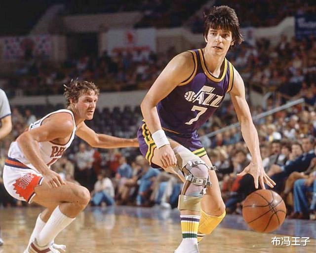 科比·布莱恩特▲已经在天堂的NBA6大巨星，若组一队，总冠军拿到手软