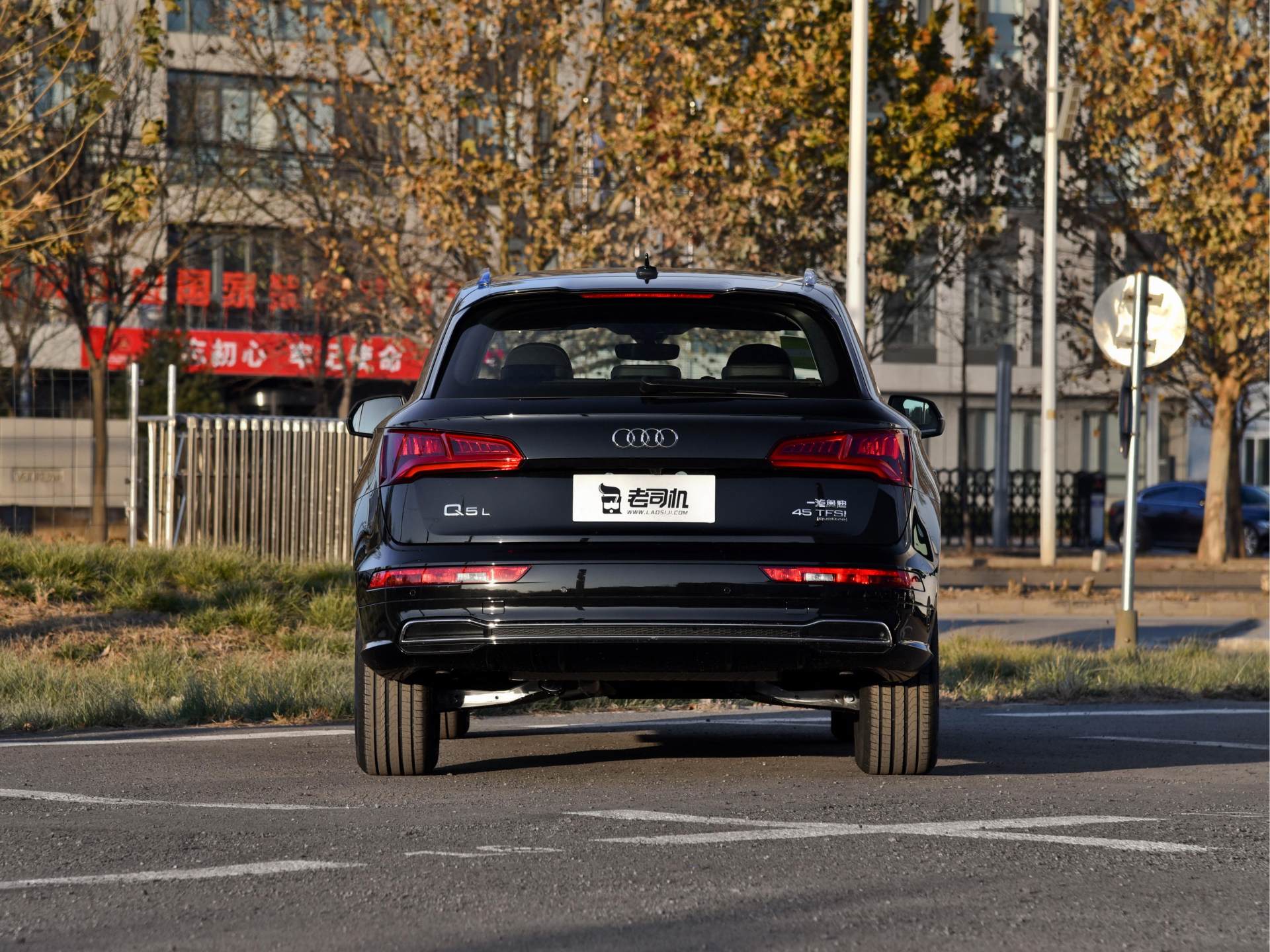 奥迪Q5|奥迪的SUV“爆款”现在也降价了:我摊牌了,35万买我不香吗