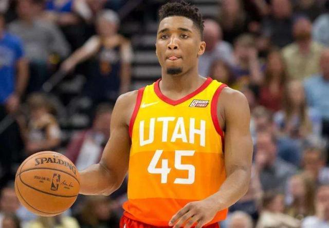 季后赛|季后赛首轮表现最好的十位球员，伦纳德仅排第三，詹姆斯第五