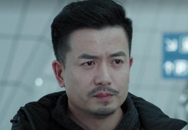 「崔志友」《燃烧》刘青叶结局：找出许家福，被许佳桐绑架，终与高风在一起