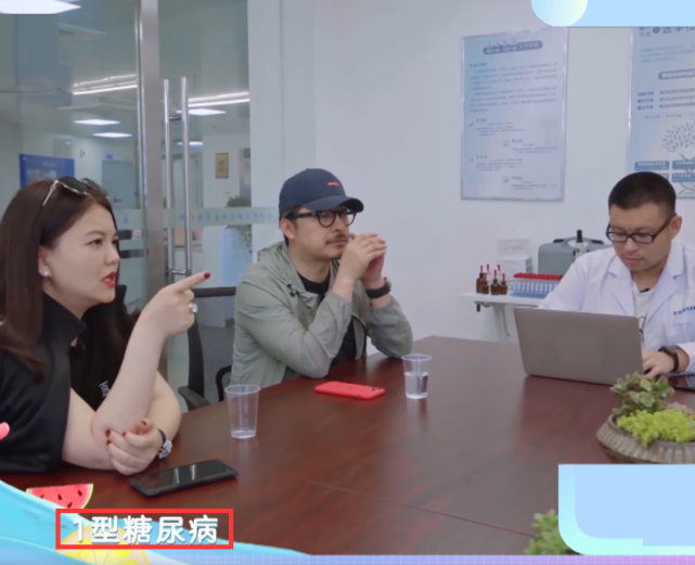 李湘|李湘王岳伦公开“体检”报告,听到呼吸暂停王导慌到咬手,李湘厉害了
