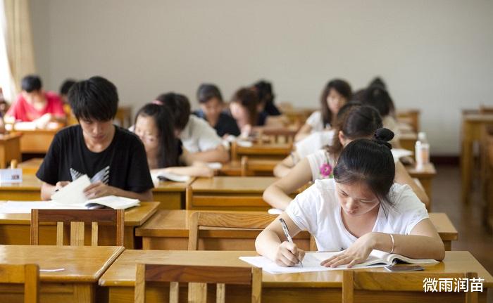 大学生|高考录取率拾级而上，大学生就业变难，家长为何还要供子女上大学