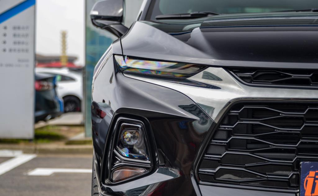 『锐界』终于没白等!美系再添“硬派”越野,配顶尖2.0T+9AT,比锐界霸气