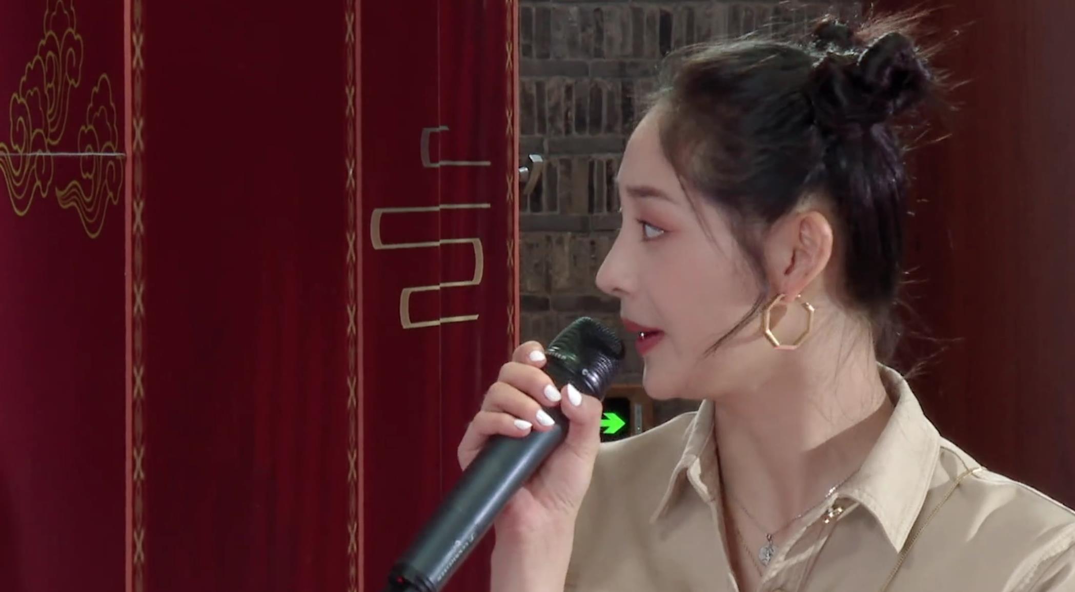 郭德纲|烧饼谈前女友言语冷漠，反观对现任老婆态度，三个细节羡煞旁人