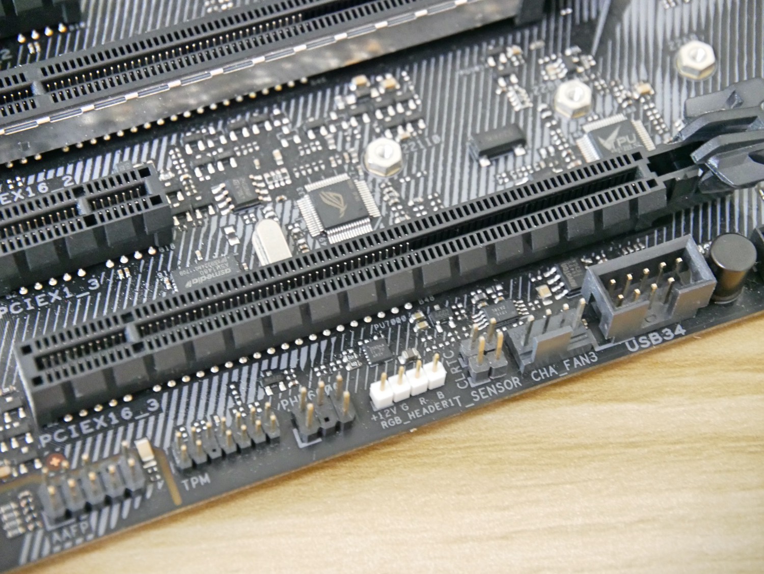 机箱|突如其来的装机——2K 预算如何装一台 3500X