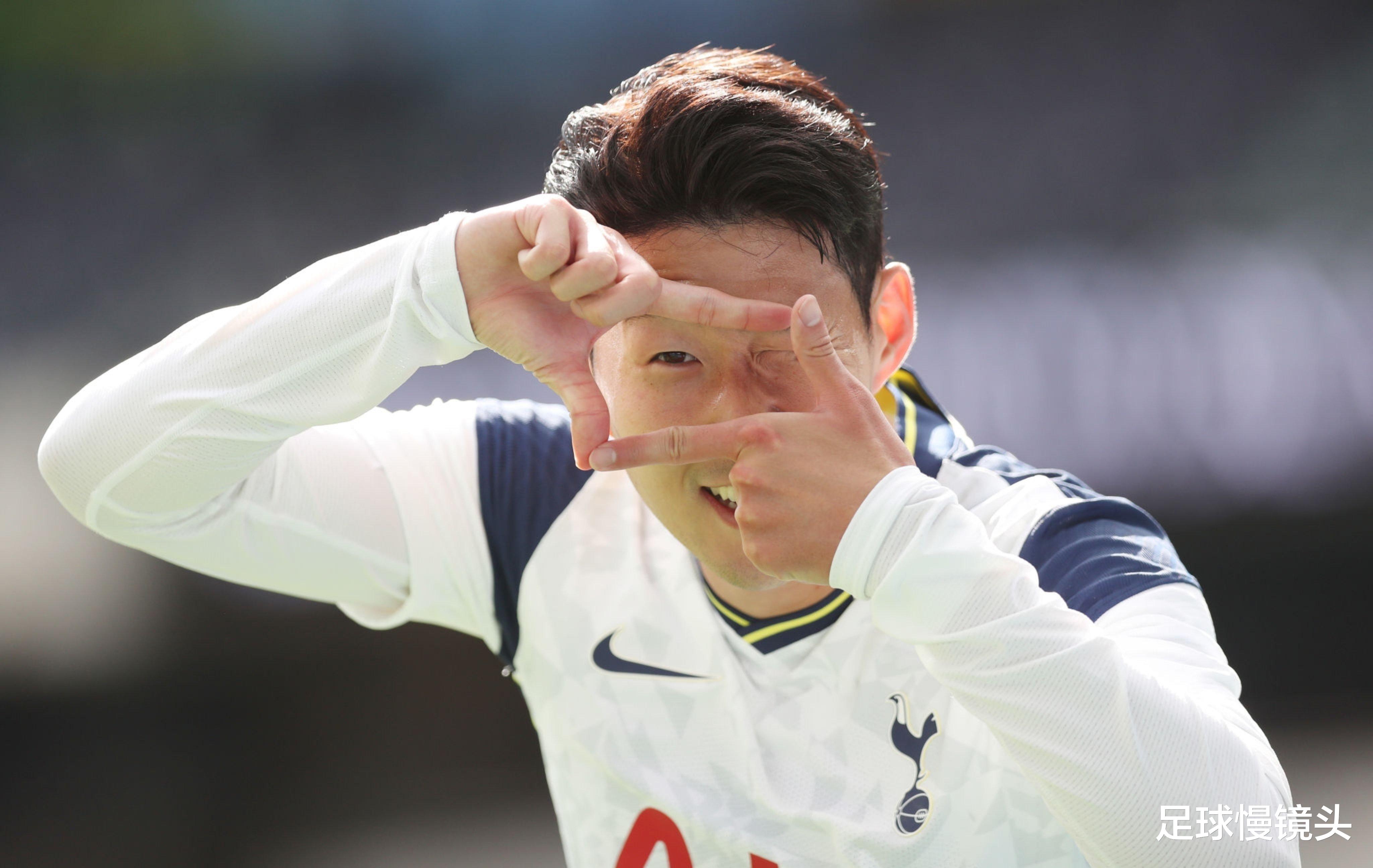 孙兴慜|3-0！孙兴慜踢疯了，19分钟2球微笑庆祝，穆里尼奥的王牌