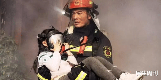 黄晓明|金鸡奖明星大赏：黄晓明二封影帝，依然被大导演嫌弃