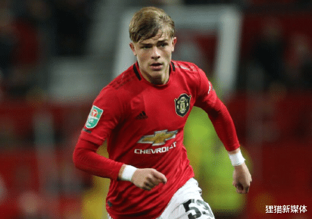 曼联|曼联要闻滚动：红魔心仪之人主动逼宫转会，曼联为桑乔送出世纪报价