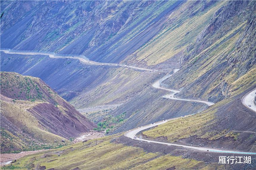 [自驾]中国最美自驾公路，全长561公里，一天看遍四季风景，游客：一生必来