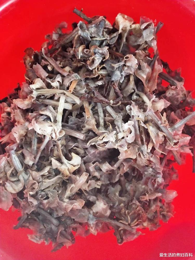 「中药材」这东西全身是宝,5元一斤,常吃清热解毒,增强免疫身体棒