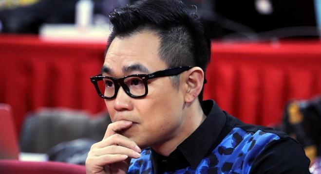 大鹏■《囧妈》之后，大鹏的《大赢家》也免费首映，剧照简陋但人却高尚