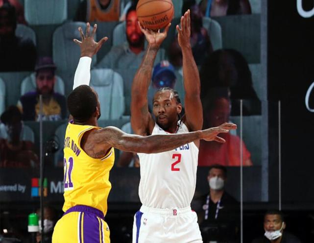 勒布朗·詹姆斯|16+11+7！湖人官方盛赞詹姆斯，韦德也忍不住发推感慨：完美