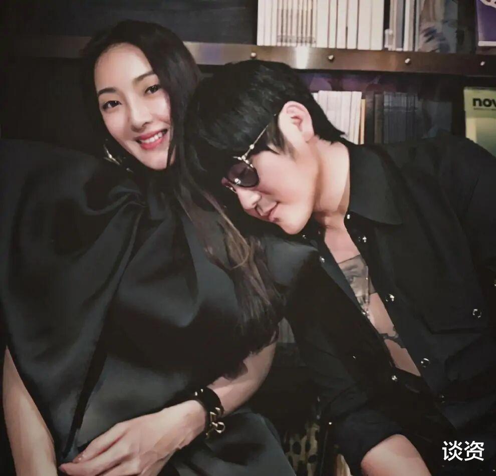 曹格|曹格晒Joe近照,12岁已长小胡子,撞脸易烊千玺颜值高