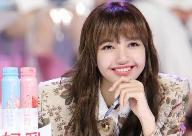 青春有你@《青春有你》首位飞行导师是歌声很细腻的他,还是很值得期待