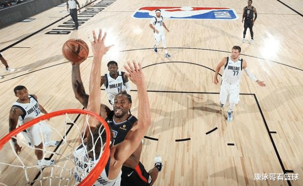 快船队|爆冷!卫冕冠军惨败,快船湖人雄鹿全晋级,雷霆明牌火箭再获利