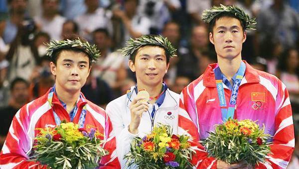 王皓▲一个流传甚广的乒坛谣言：王皓只输过柳承敏1次，就在雅典奥运？