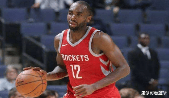 德怀特·霍华德▲疯狂！5笔签约达成，火箭官方好消息，湖人成最大赢家，霍华德新情况