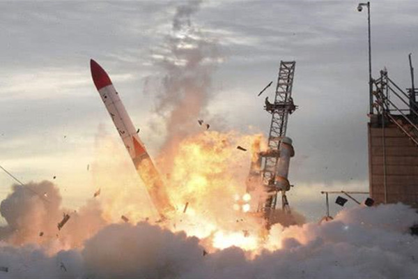 #苏联#东方传出一声巨响，导弹发射现场火光冲天，160名专家全部丧命