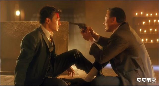 何鸿燊@何超盈：爸爸，这部电影中关于你的事情是否真实？何鸿燊笑而不语