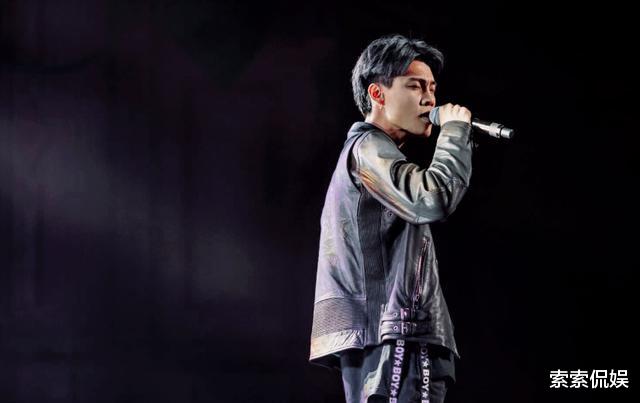 卢大雨|第一首歌赚了1亿，第五首歌却感动无数人，网友：天生的歌手