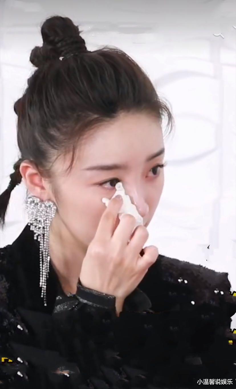 网络暴力|“林有有”扮演者张月遭遇网络暴力,采访情绪失控,痛哭直言太委屈